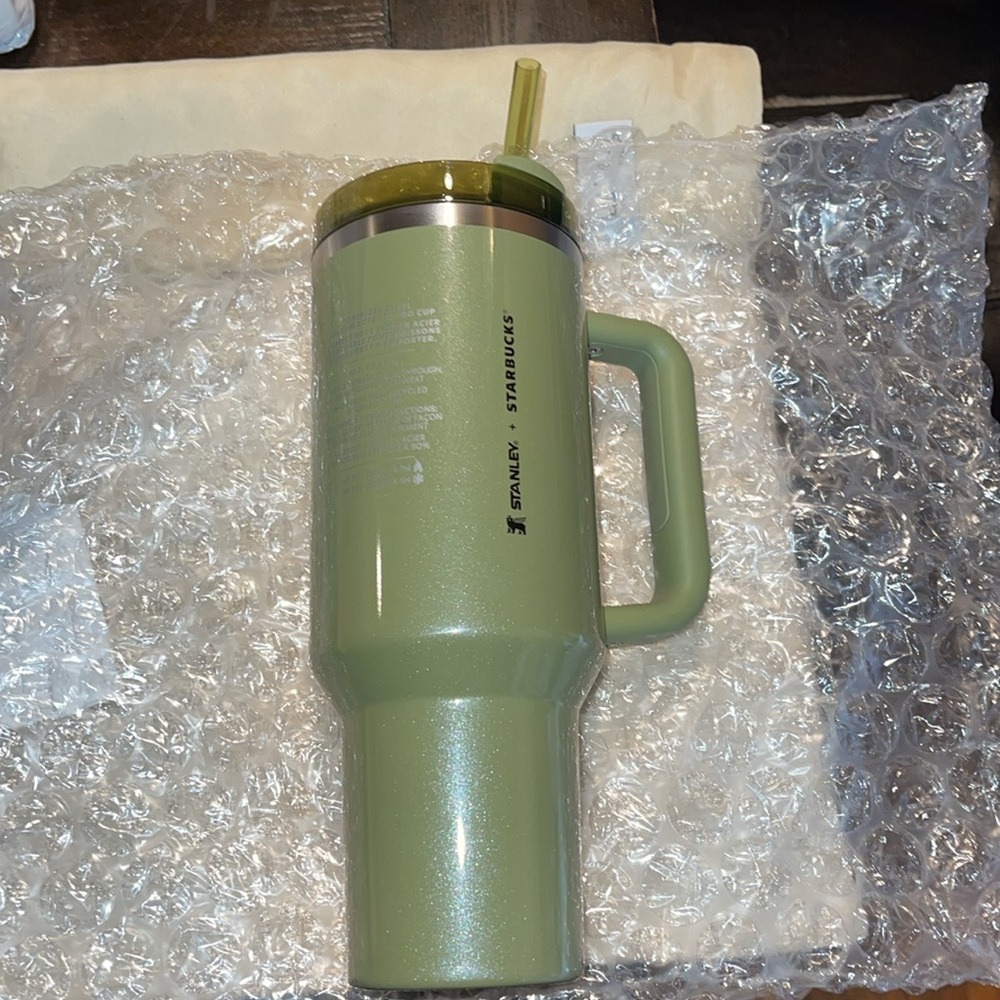 Starbucks + Stanley Fall 2024 Olive Green Pearl Fall Tumbler